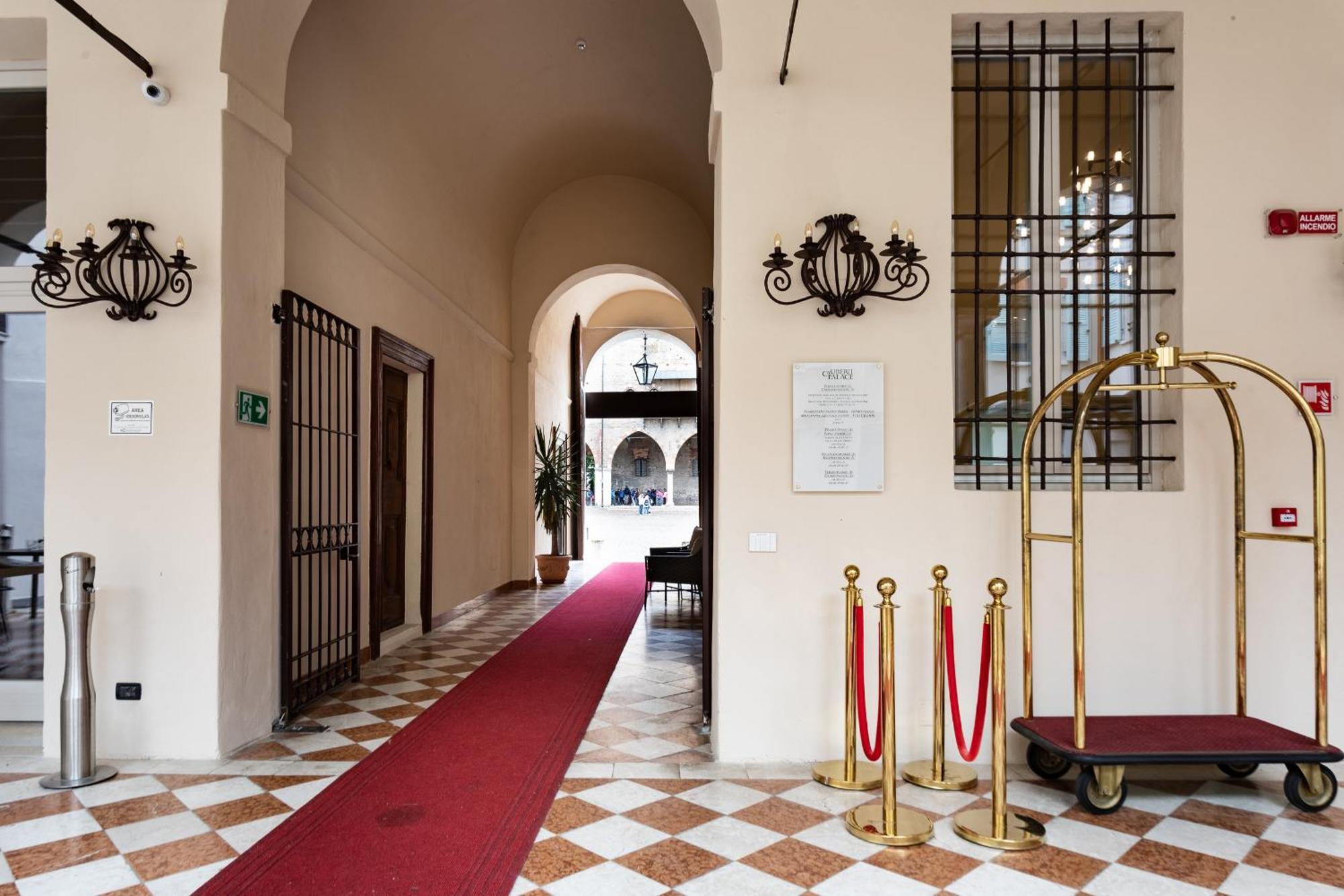 Hotel Bonacolsi Collection Mantova Esterno foto